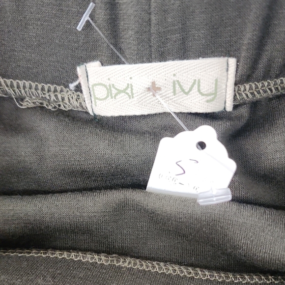 Elegant Dark Green Tiered Skirt - Picture 7 of 7